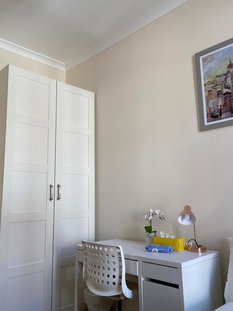 Lovely Private In Camden, Privatunterkunft *